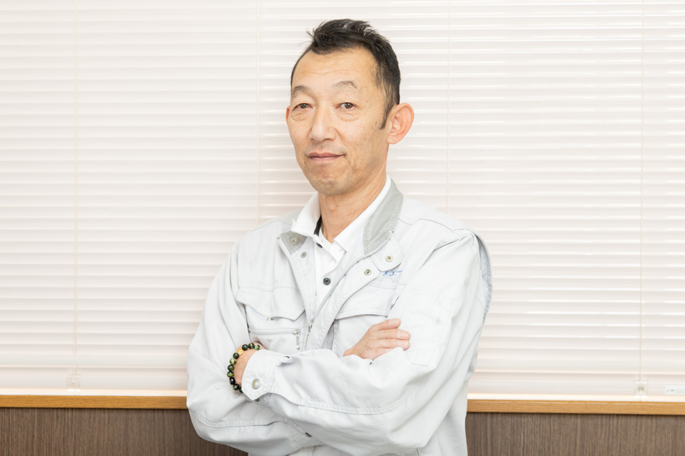 大工から内装工事管理へ転身<br>「正直さ」を大切に、お客様との信頼関係を築く
